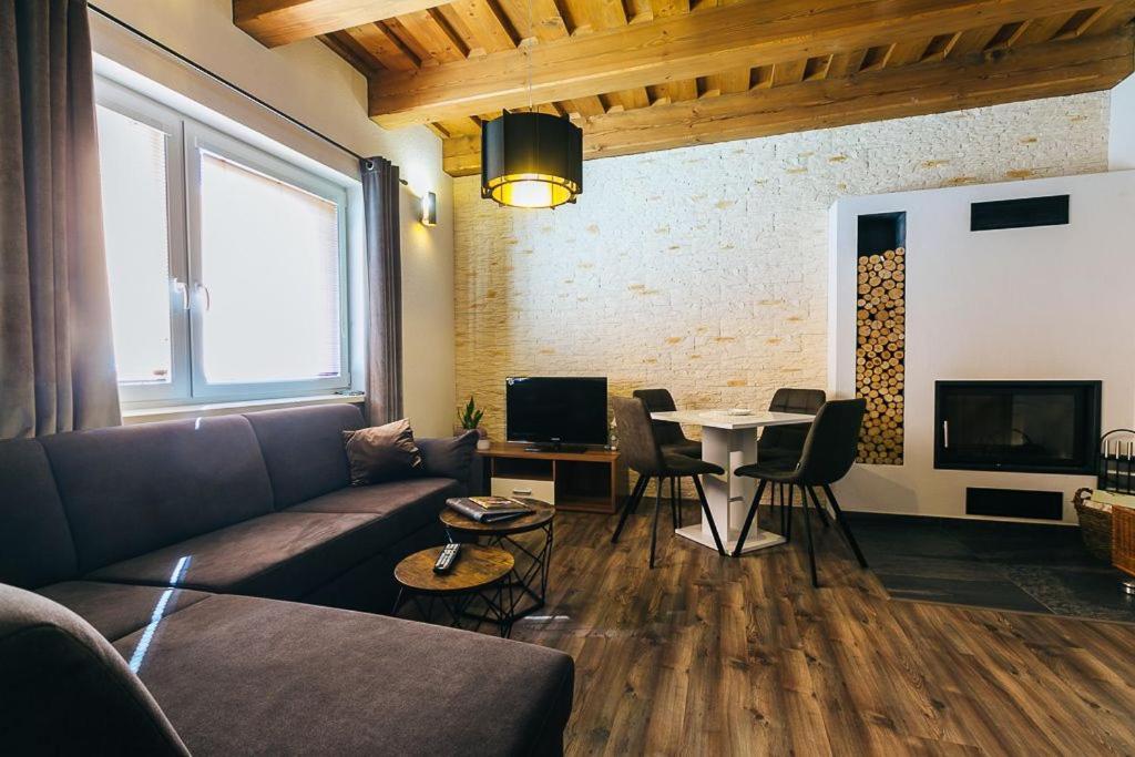 Apartmany Pri Jaskyni - Bystrá Eksteriør billede